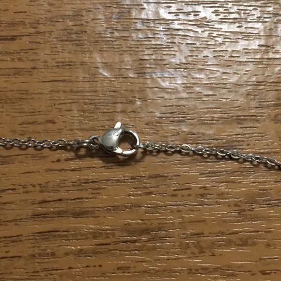 Rhinestone Flowers Heart Necklace - Picture 5 of 5